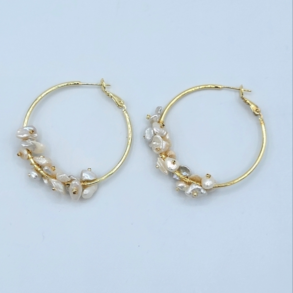 Freshwater Pearl Earrings Wire Wrapped Goldtone Hoop Earrings NEW #2086